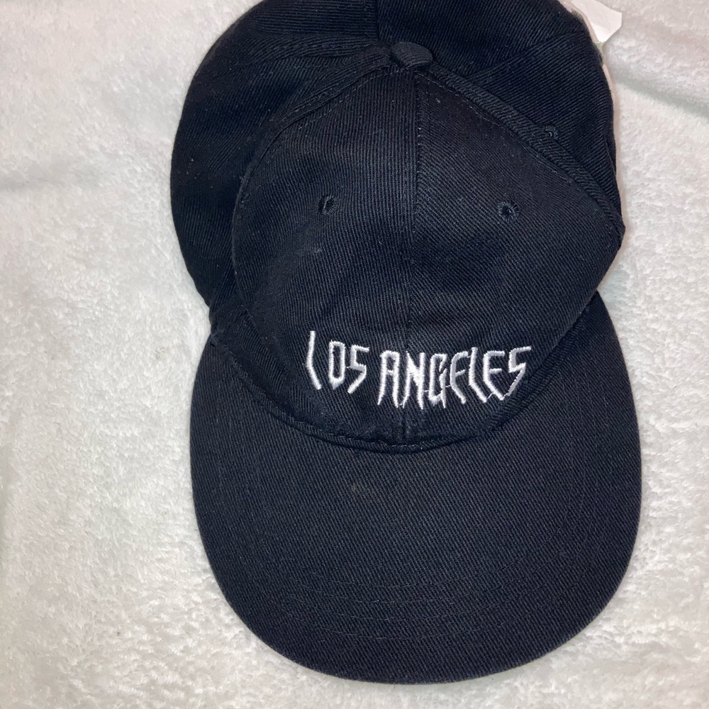 black los angeles hat